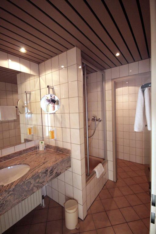 Montana Hotel Mönchengladbach Zimmer foto